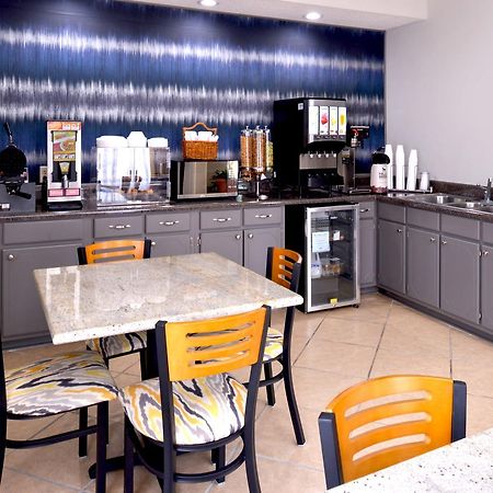 Americas Best Value Inn - Монровилл Экстерьер фото