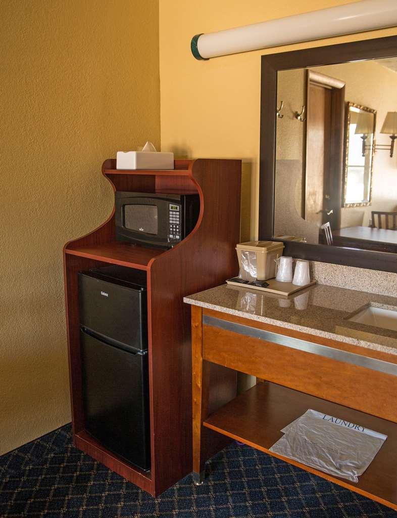 Americas Best Value Inn - Монровилл Номер фото