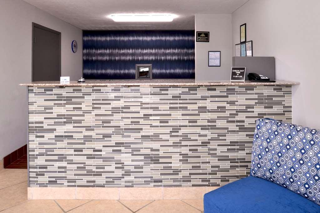 Americas Best Value Inn - Монровилл Интерьер фото