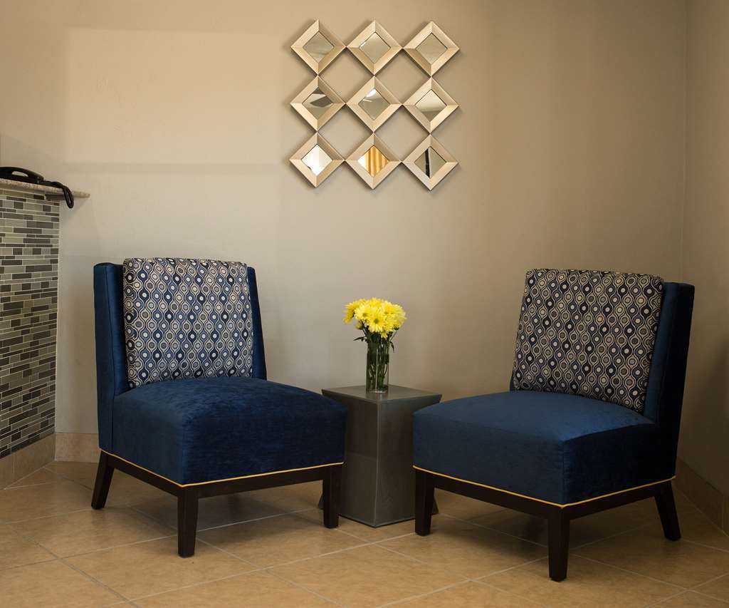 Americas Best Value Inn - Монровилл Интерьер фото