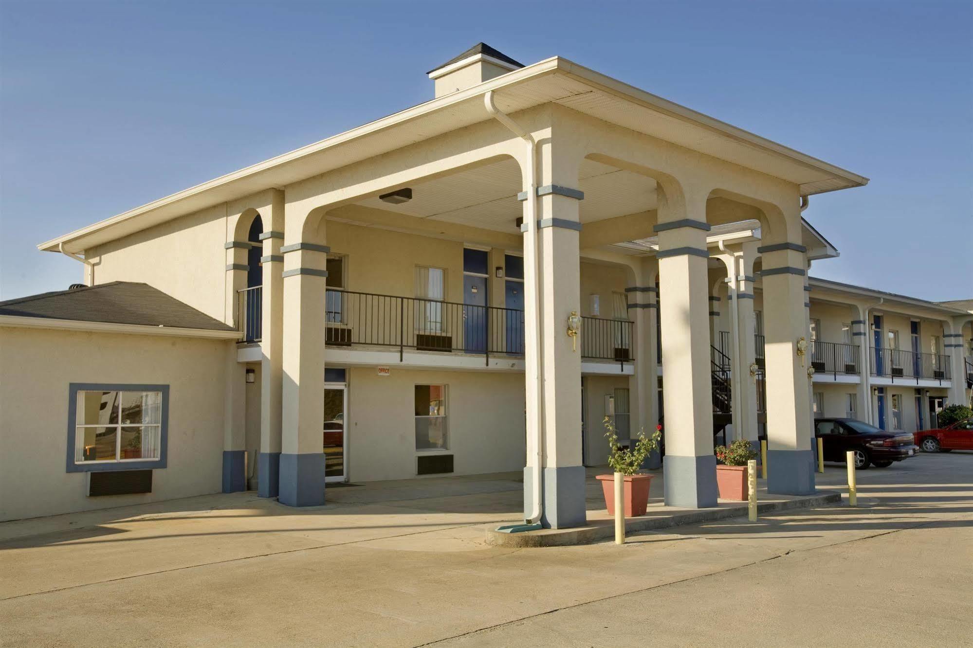 Americas Best Value Inn - Монровилл Экстерьер фото